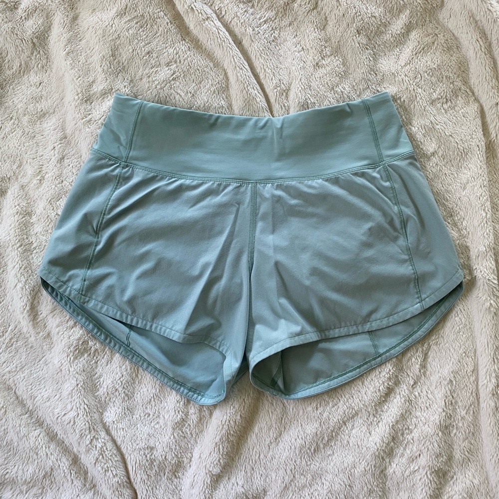 lululemon Speed Up Shorts in Hazy Jade - 4" Inseam